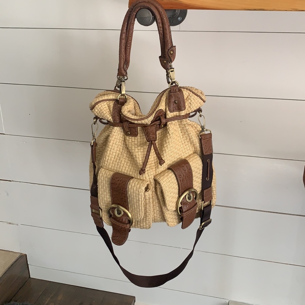 BCBGirls Large Raffia Straw Style Boho Bucket Bag Shoulder or Crossbody